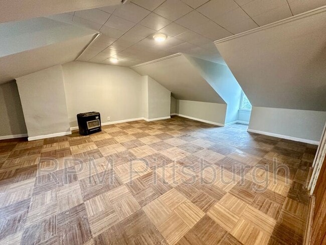 Building Photo - 1825 Rialto St