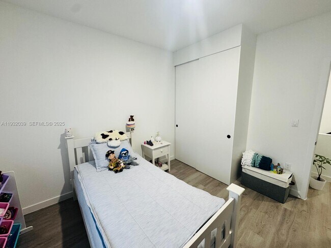 Building Photo - 1312 NW 3rd St