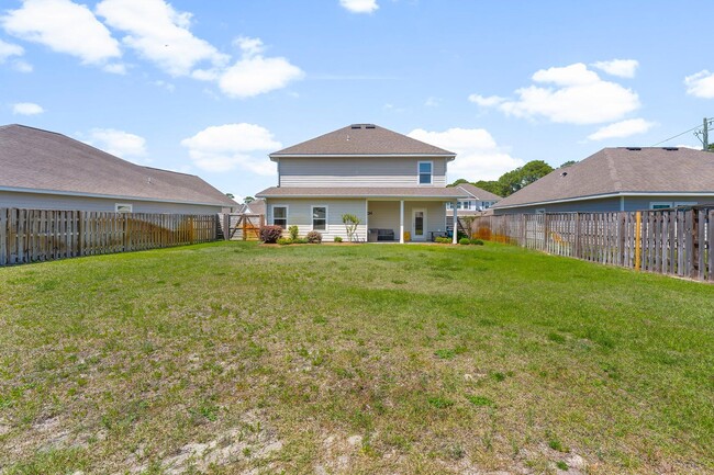 Building Photo - 25 Krewe Cir