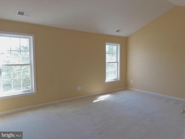 Building Photo - 15839 Fourmile Creek Ct