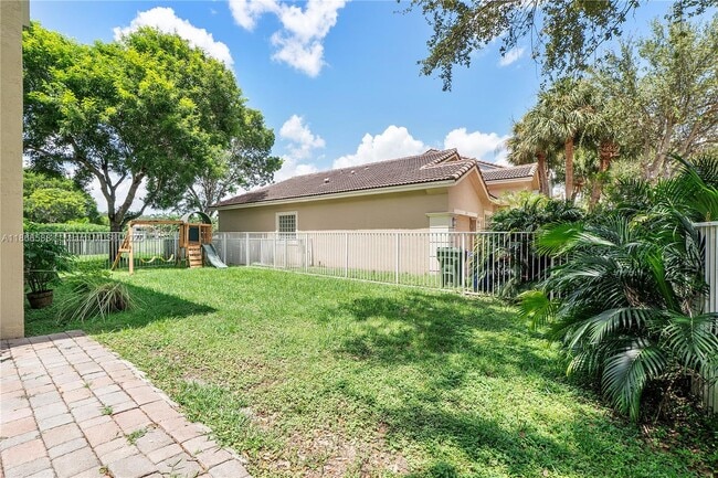 Building Photo - 7457 NW 18th Dr
