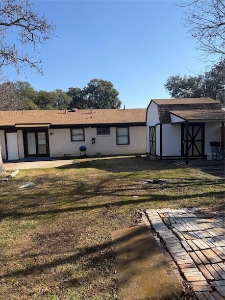 Building Photo - 13729 Birchlawn Dr