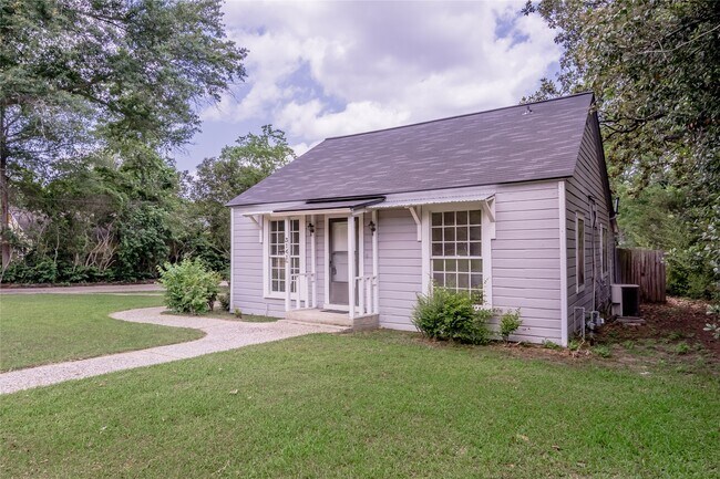 Building Photo - 3141 Old Houston Rd