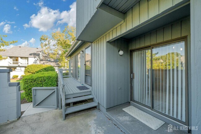 Building Photo - 148 Linda Ln