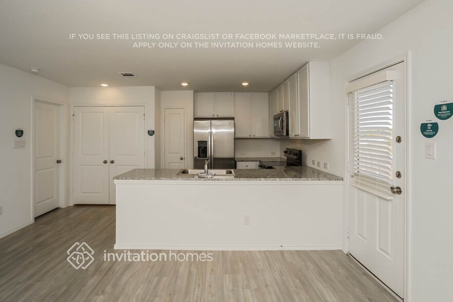 Building Photo - 125 Parish Ln