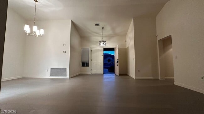 Building Photo - 2716 Legend Dr
