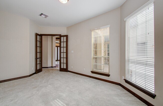 Building Photo - 5711 Avon Landing Ln