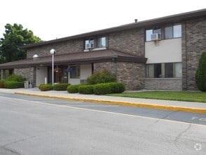 Building Photo - Orchard Valley
