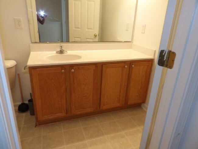 Building Photo - 121 Barnacle Ln
