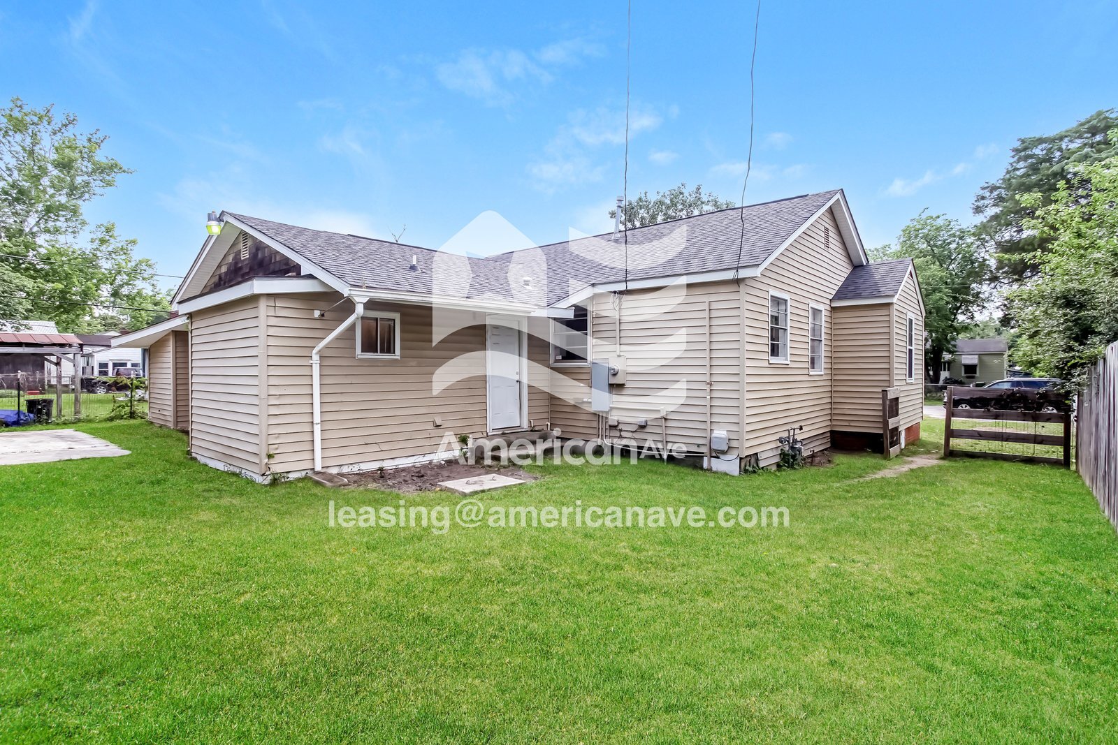 Building Photo - 310 Virginia St