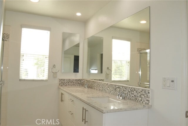 Building Photo - 149 E Commercial St