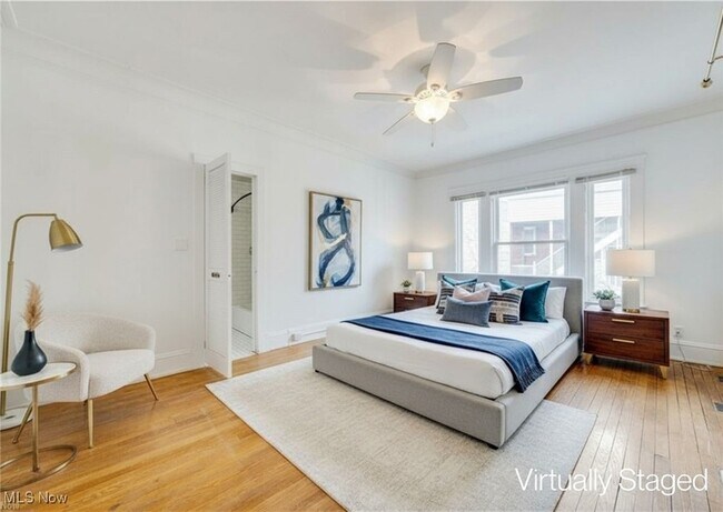 Building Photo - 12037 Lake Ave