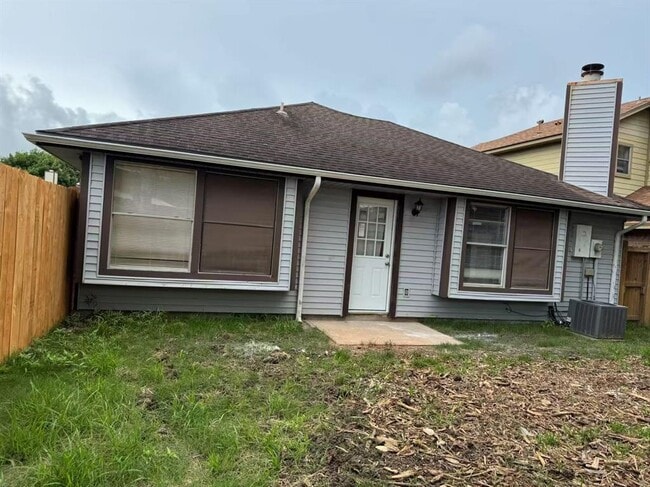 Building Photo - 138 Cotton Dr