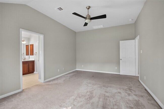 Building Photo - 18154 Williams Elm Dr