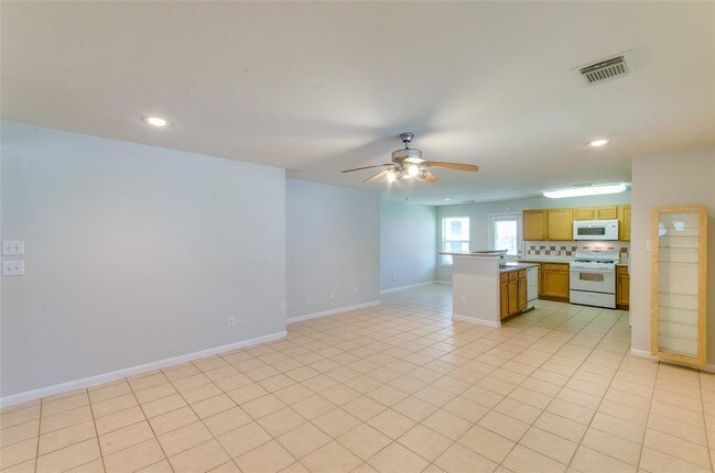 Building Photo - 3302 Legends Landing Dr