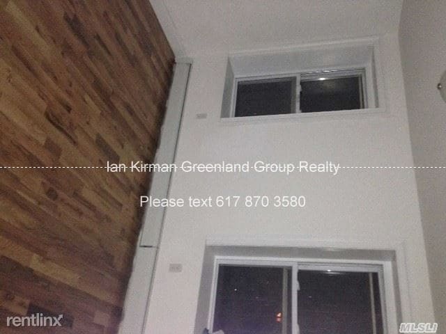 Primary Photo - 290 Sumpter St