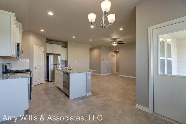 Building Photo - 3 br, 2 bath House - 1278 Carnaby
