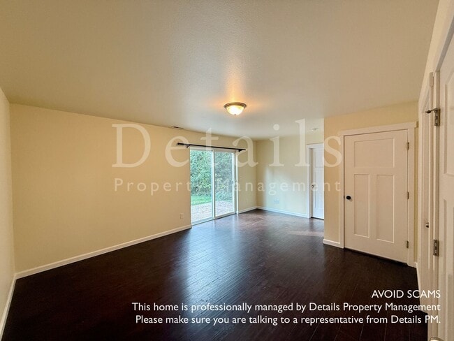 Building Photo - 3 Bedroom Port Orchard Home