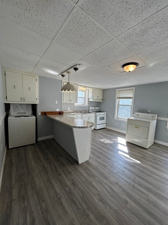 Building Photo - 11 Davis St