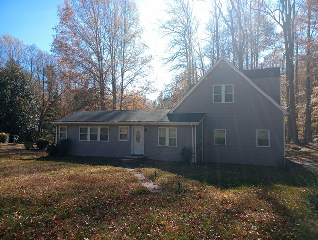 Primary Photo - 3 Bedroom, 3 Bath Single Family Home for Rent