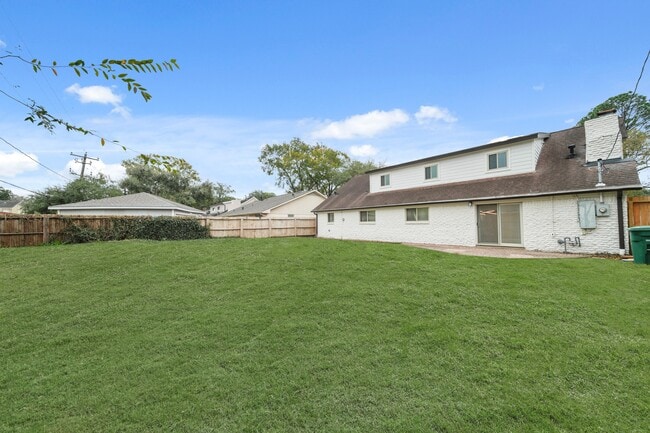 Building Photo - 6010 Rutherglenn Dr