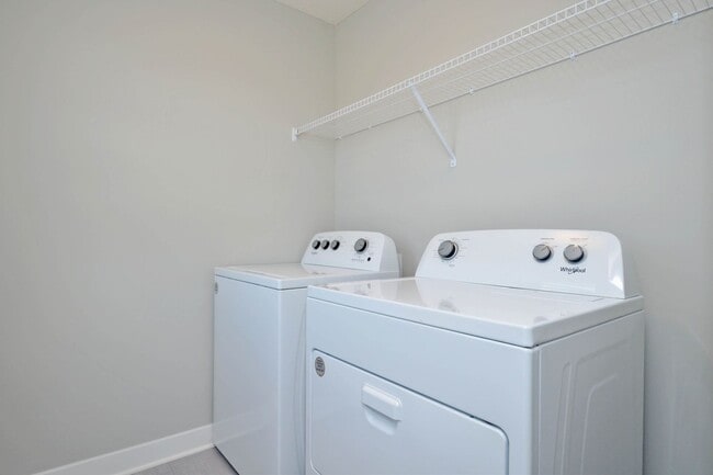 Building Photo - 23465 Ashbury Dr