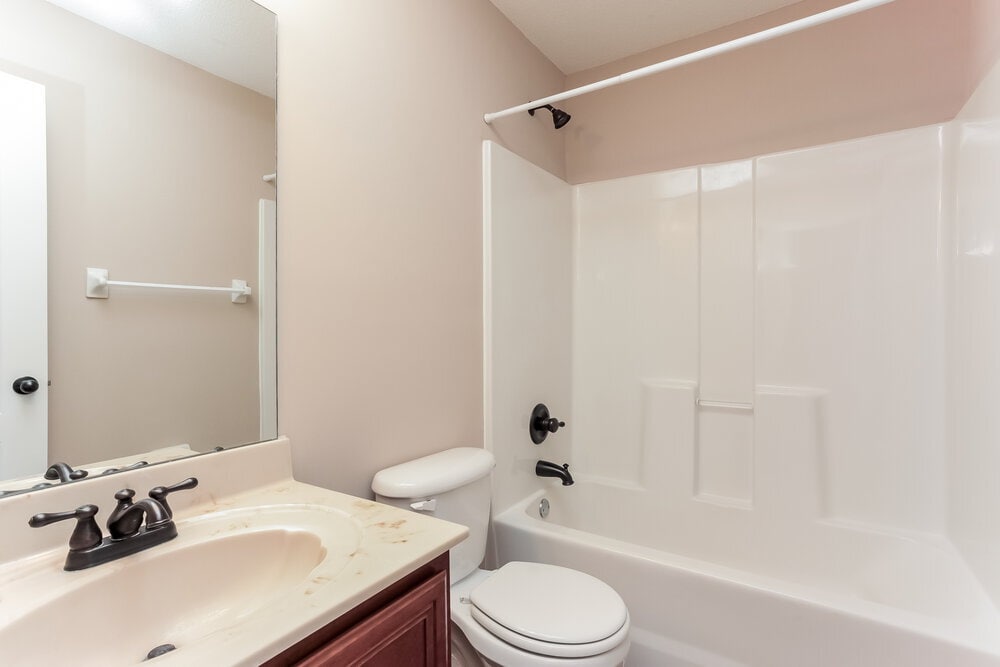 Building Photo - 2770 Hidden Falls Dr