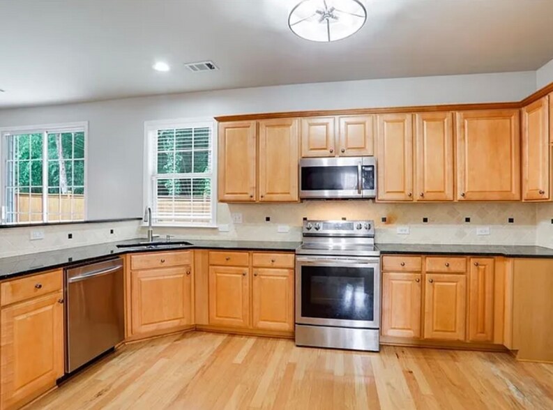 Building Photo - 4087 Kingsley Park Ct