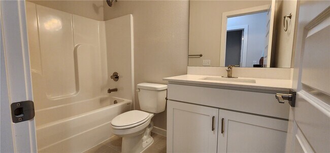 Building Photo - 5301 SW Firethorn Ln