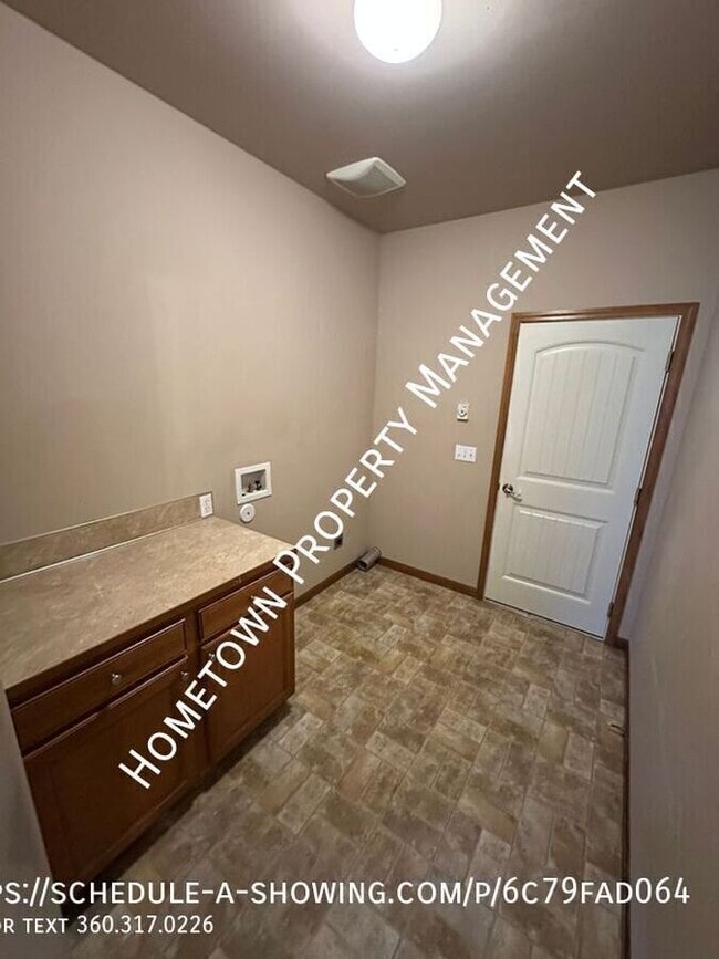 Building Photo - 10139 Terra Valley Street Southeast