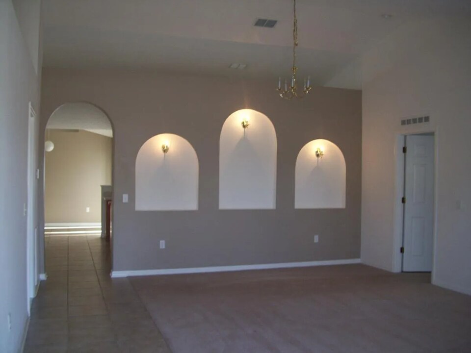 Building Photo - 1628 Myrtle Lake Ave