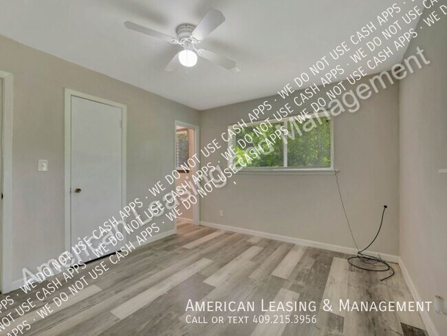 Building Photo - 1301 Spring Lake Dr