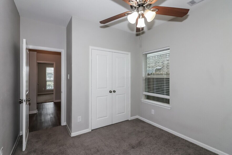 Building Photo - 24207 Palomino Sage Trl