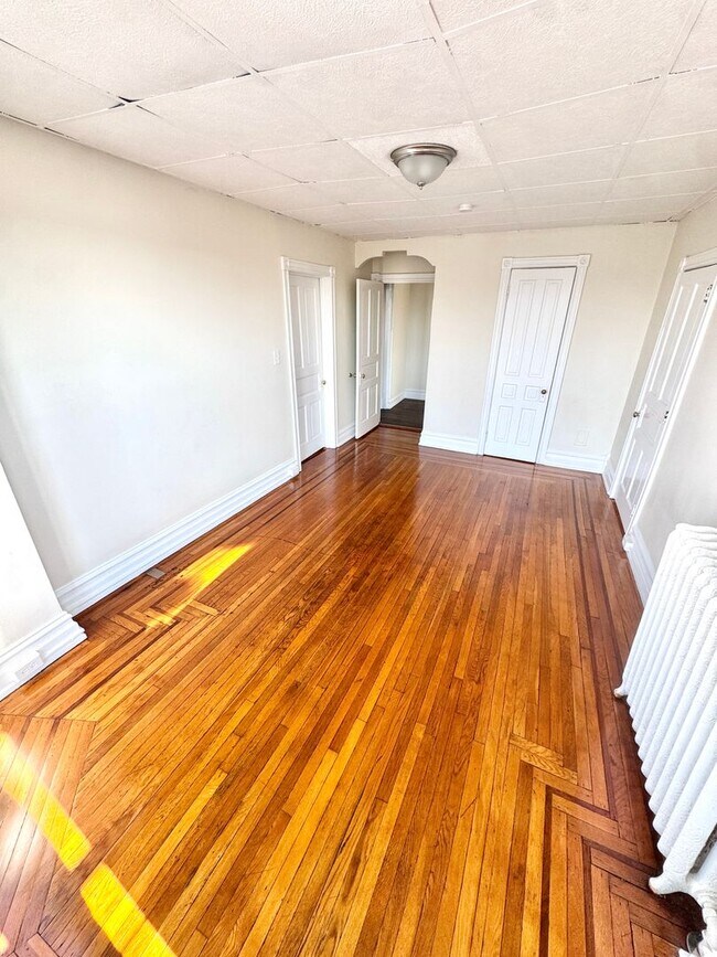 Building Photo - 1149 W Turner St