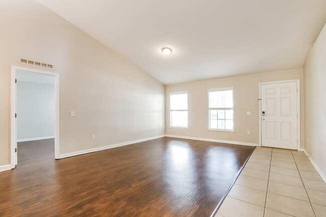 Building Photo - 2572 Palmetto Ridge Cir