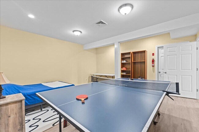 Building Photo - 3BD/2.5BA Beautiful House in Hinesburgh, VT