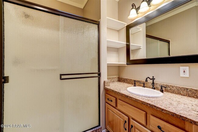 Building Photo - 611 Heather Brook Cir