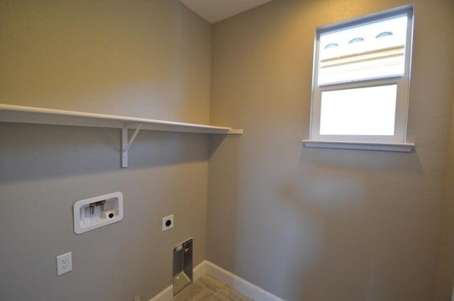 Building Photo - Home in Livermore Available for Move In!