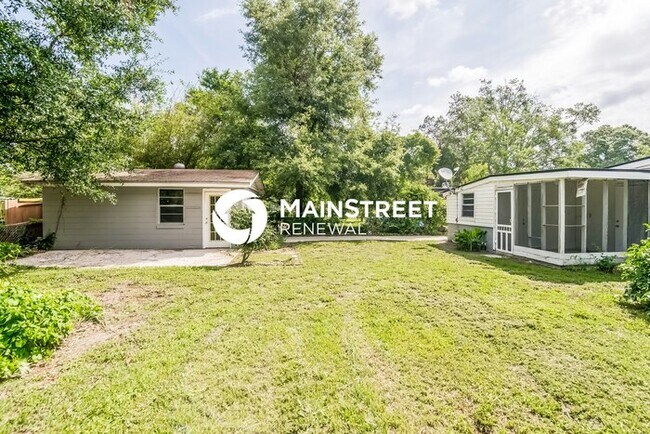 Building Photo - 3 Bedroom Pet-Friendly Home in Jacksonvill...