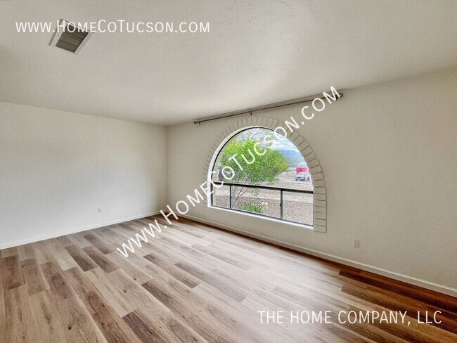 Building Photo - 420 Hetzel Ave
