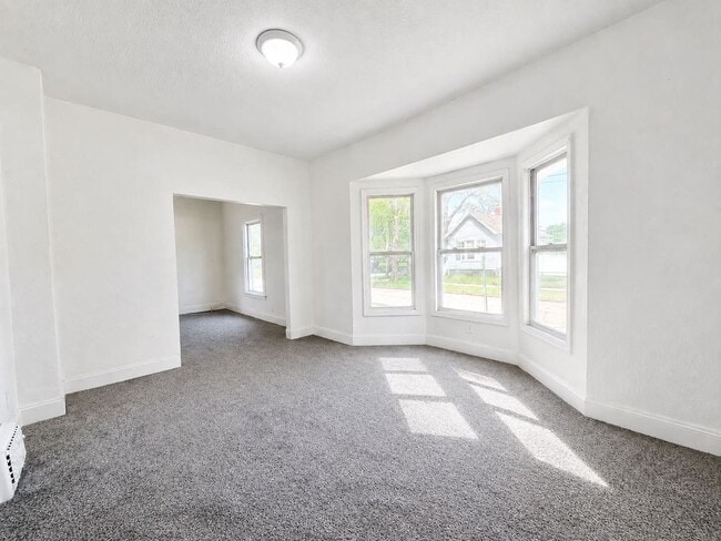 Building Photo - 1239 Norwood Ave