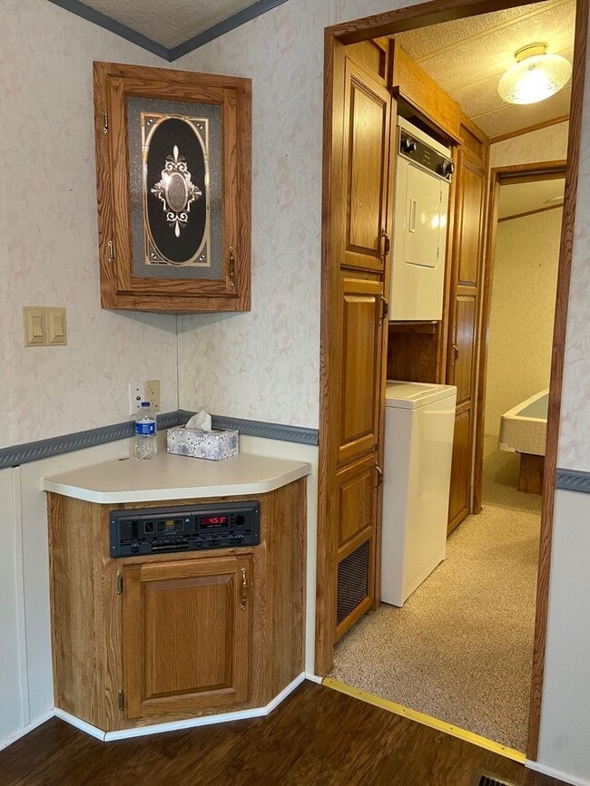 Building Photo - Fall Creek RV Estates