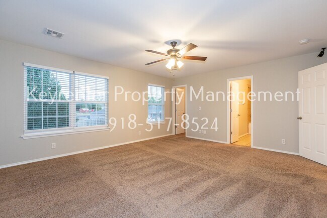 Building Photo - 3 Bed | 2.5 Bath in Broken Arrow!