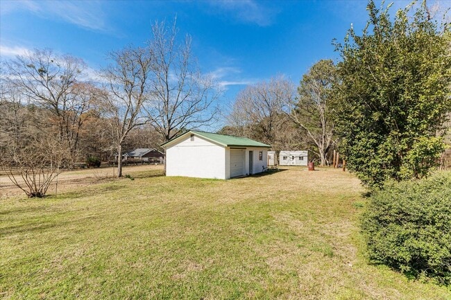 Building Photo - 3204 Ray Owens Rd