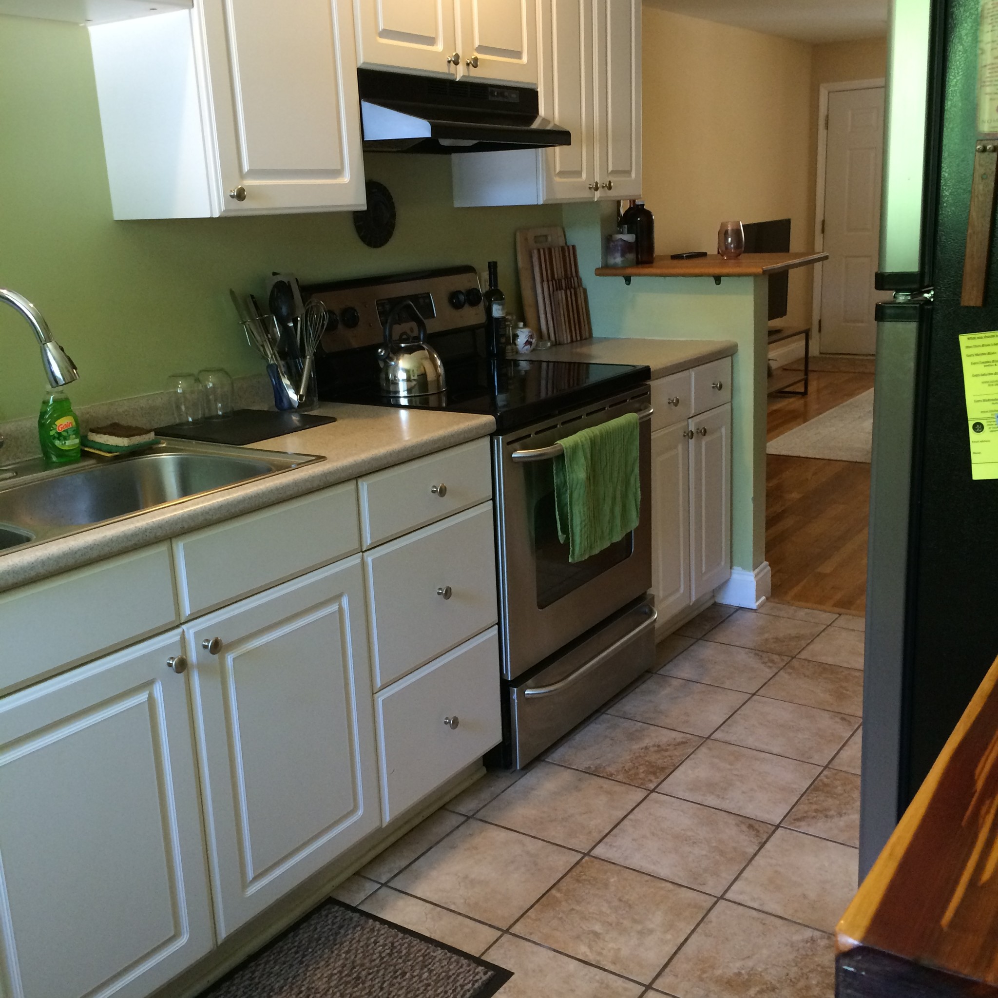 smoothtop range - 603 Maplewood Ave