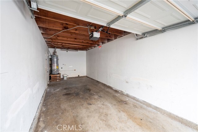 Building Photo - 1439 N Elderberry Ave