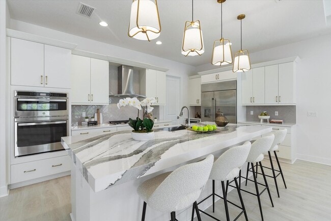 Building Photo - 13211 Artisan Cir