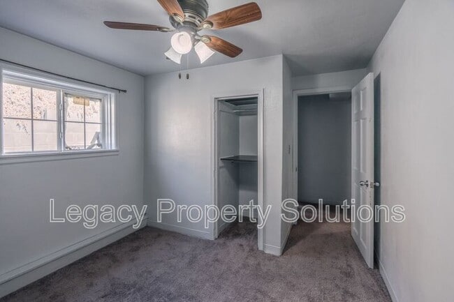 Building Photo - 505 S 10th St