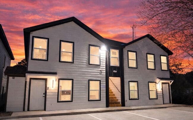 Building Photo - Village Lofts