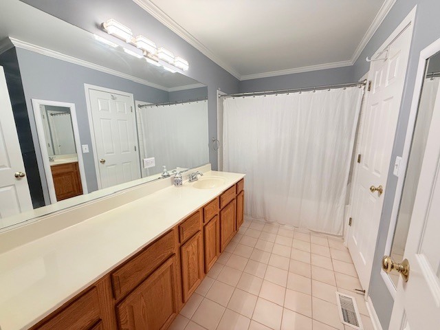 Building Photo - 1422 White Pine Ln